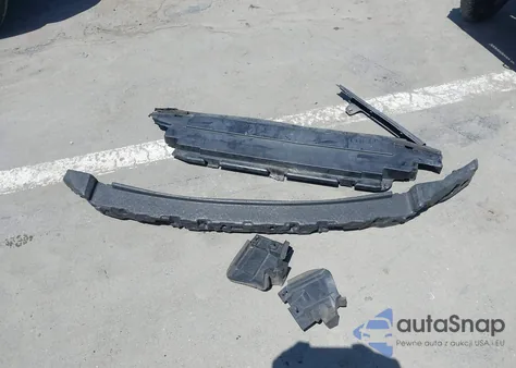 2018 Toyota Camry L/Le/Se/Xle from USA, damaged, VIN 4T1B11HK8JU123780